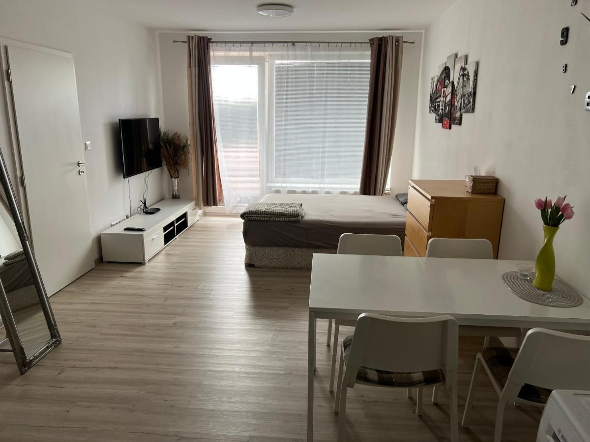 Beautiful 2 Bedroom Apartment Prostějov Exteriér fotografie